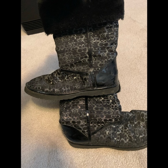 Winter boots